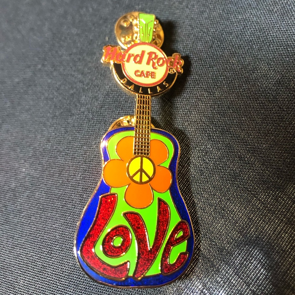 Hard Rock Cafe Dallas - Collector Pin!
Peace Guitar 07 Series Pin! - New!